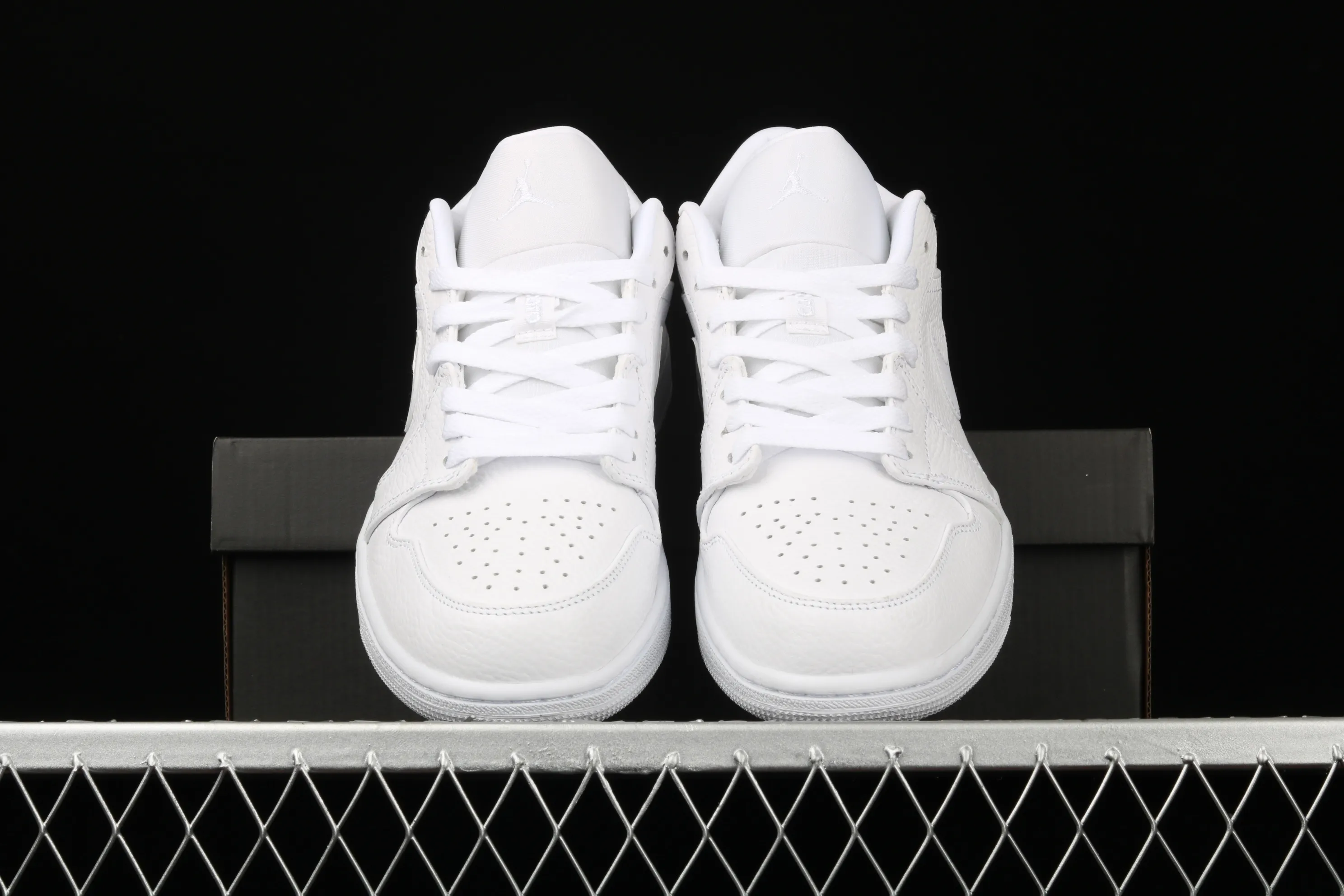All categories Air Jordan Jordan series basketball shoes Air Jordan 1 Low Air Jordan 1 Low AJ1 Joe 1 low-top cultural and leisure sports sneakers 553558-112